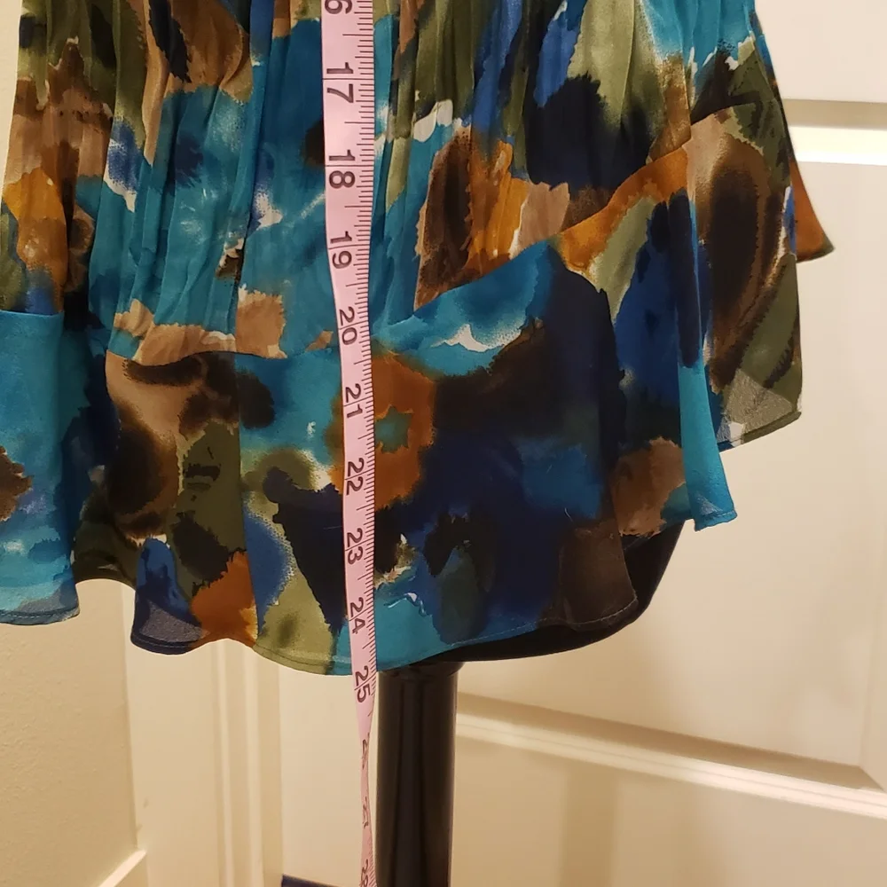 Sunny Leigh Multicolor Ruffle Blouse With Cap Sleeves